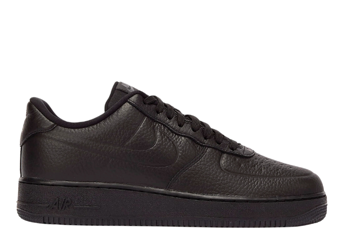 NIKE AIR FORCE 1 LOW PRO-TECH WP 黒 10.5 The Nike Air Force 1 Low Pro-Tech Gets Murdered Out in All-Black